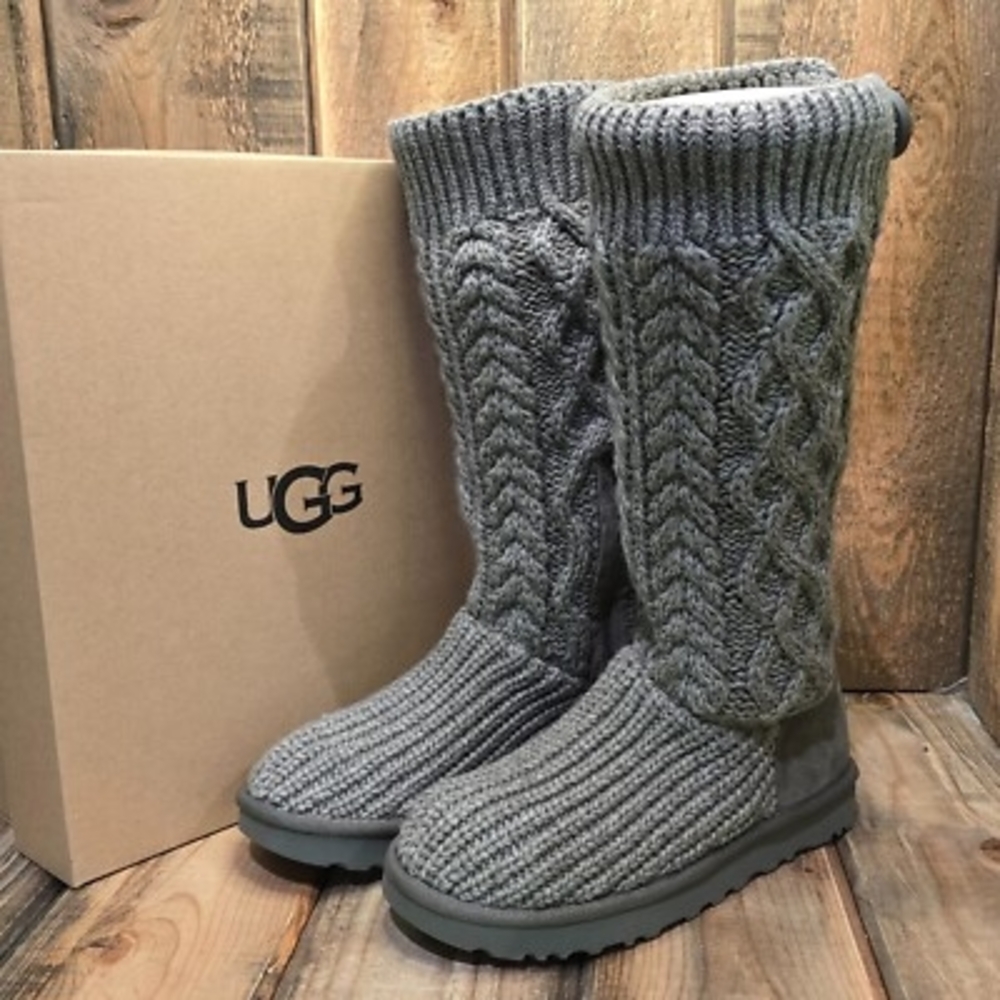 🆕UGG  CABLE TALL KNIT  BOOTS